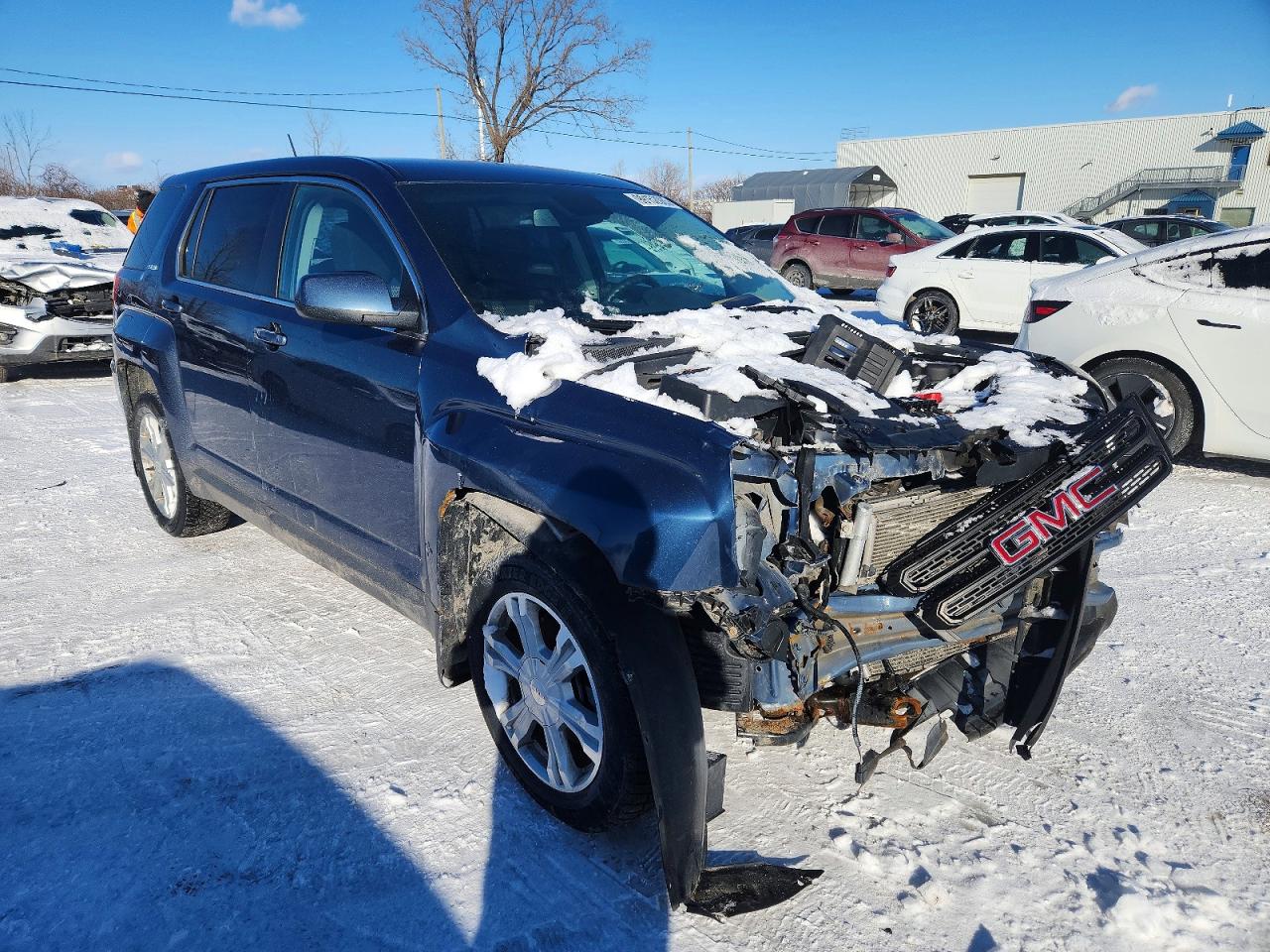 2017 GMC TERRAIN SLE photo 4