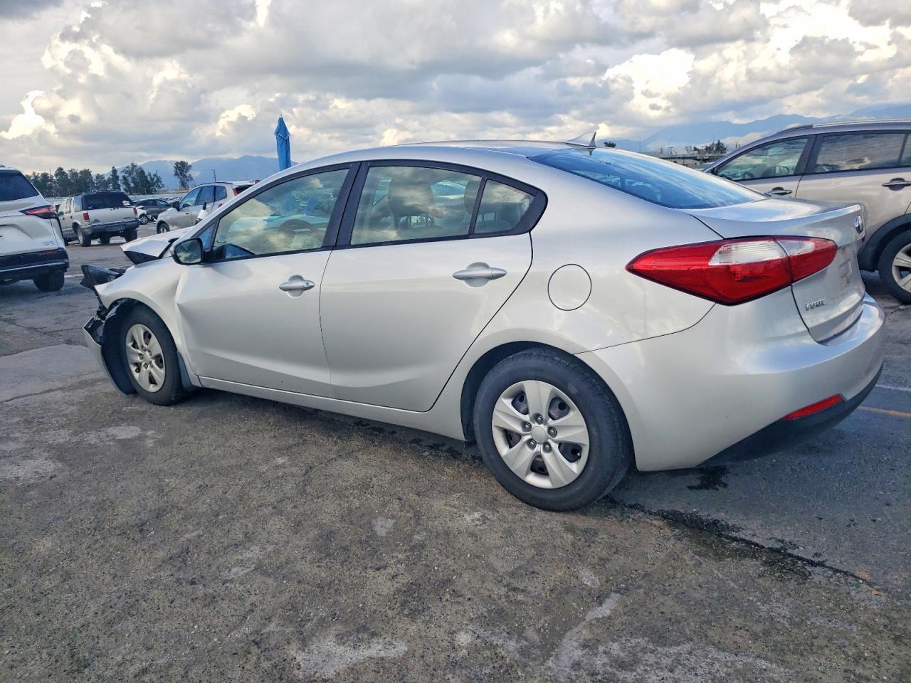 2015 KIA FORTE LX photo 3