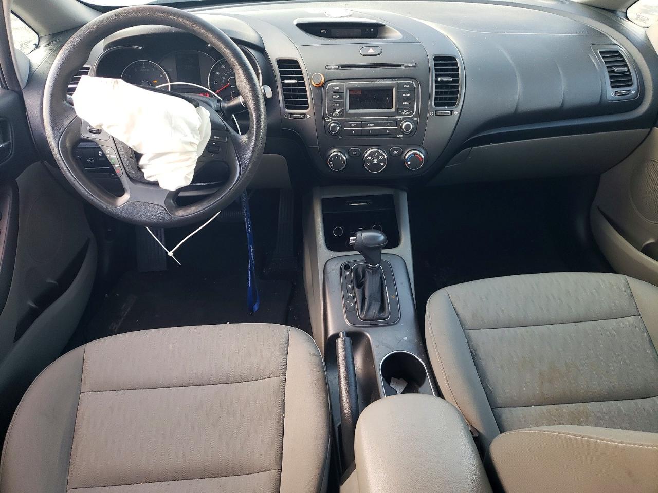 2015 KIA FORTE LX photo 15