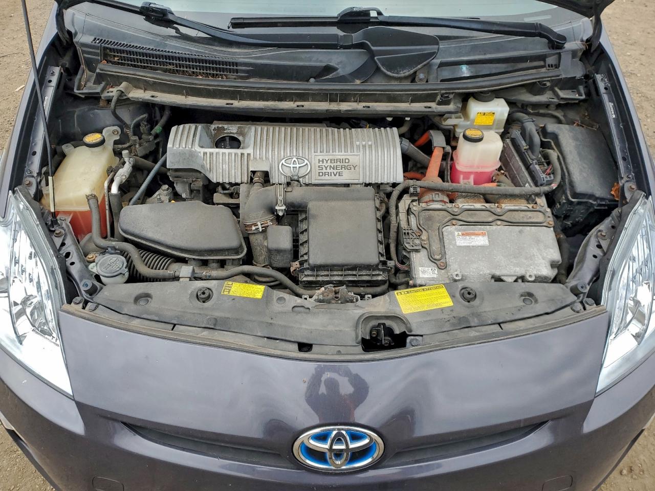 2010 TOYOTA PRIUS photo 11
