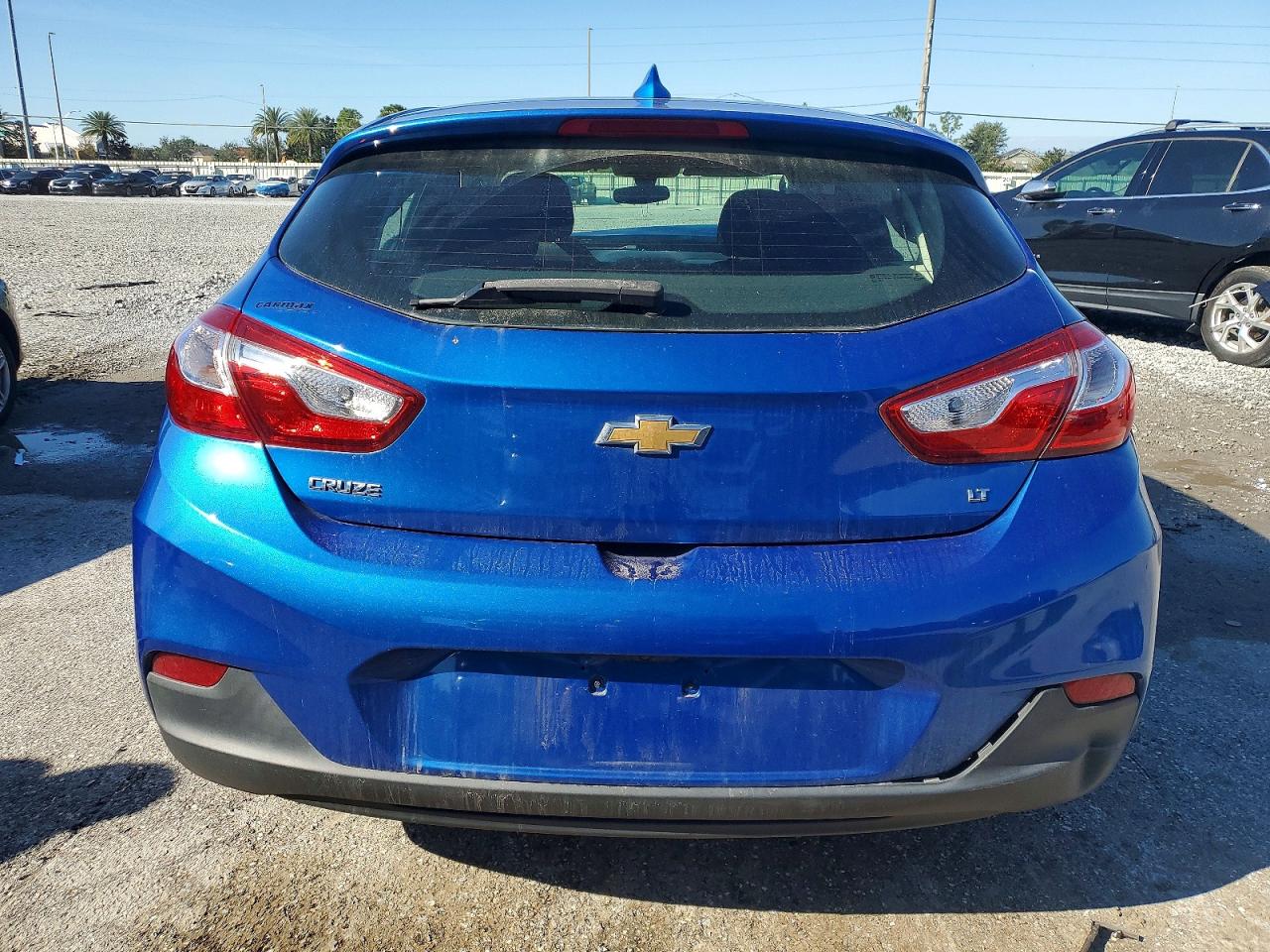 2017 CHEVROLET CRUZE LT photo 6