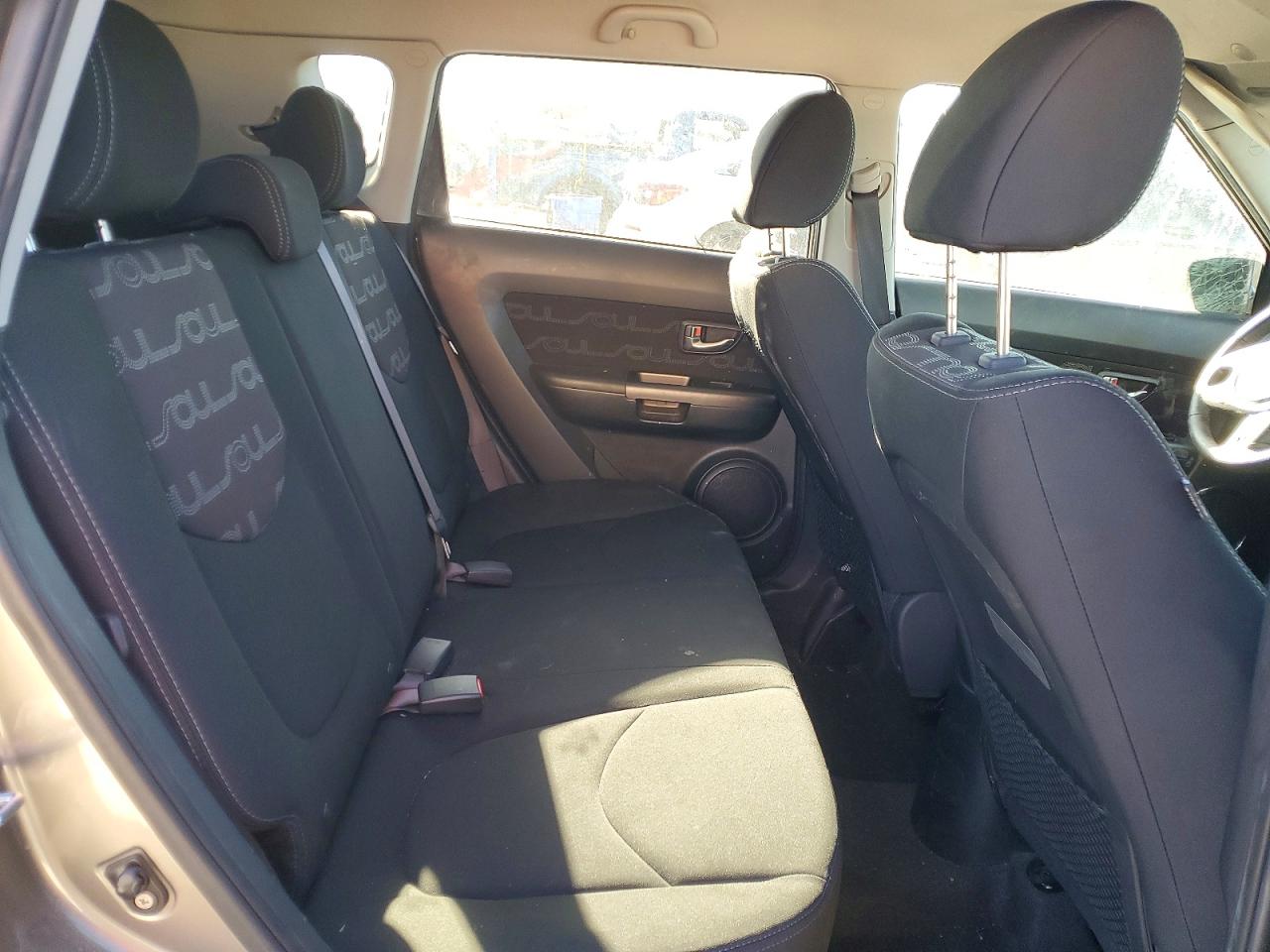 2012 KIA SOUL + photo 19