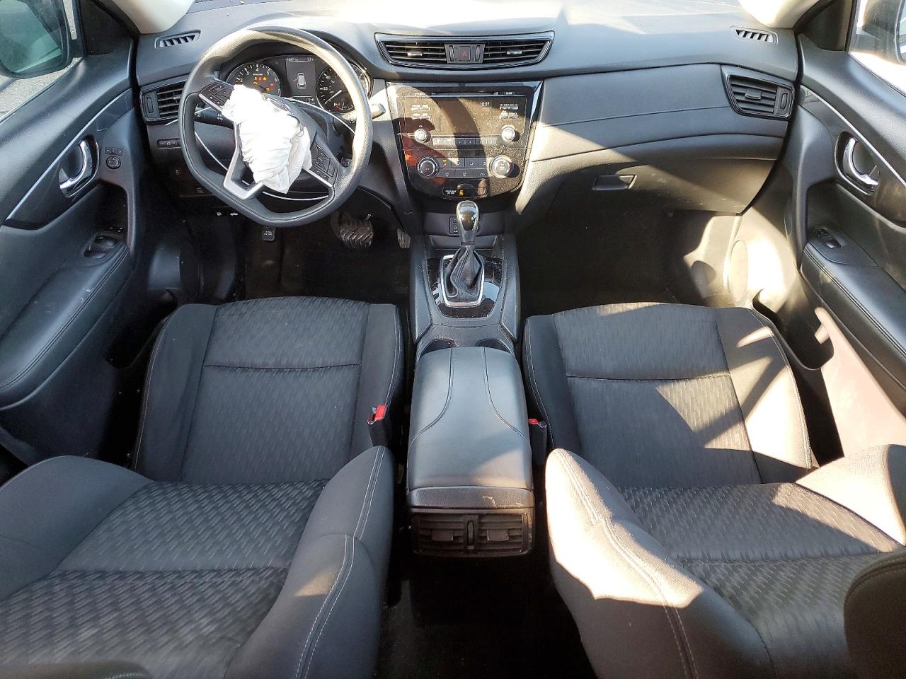 2017 NISSAN ROGUE S photo 15