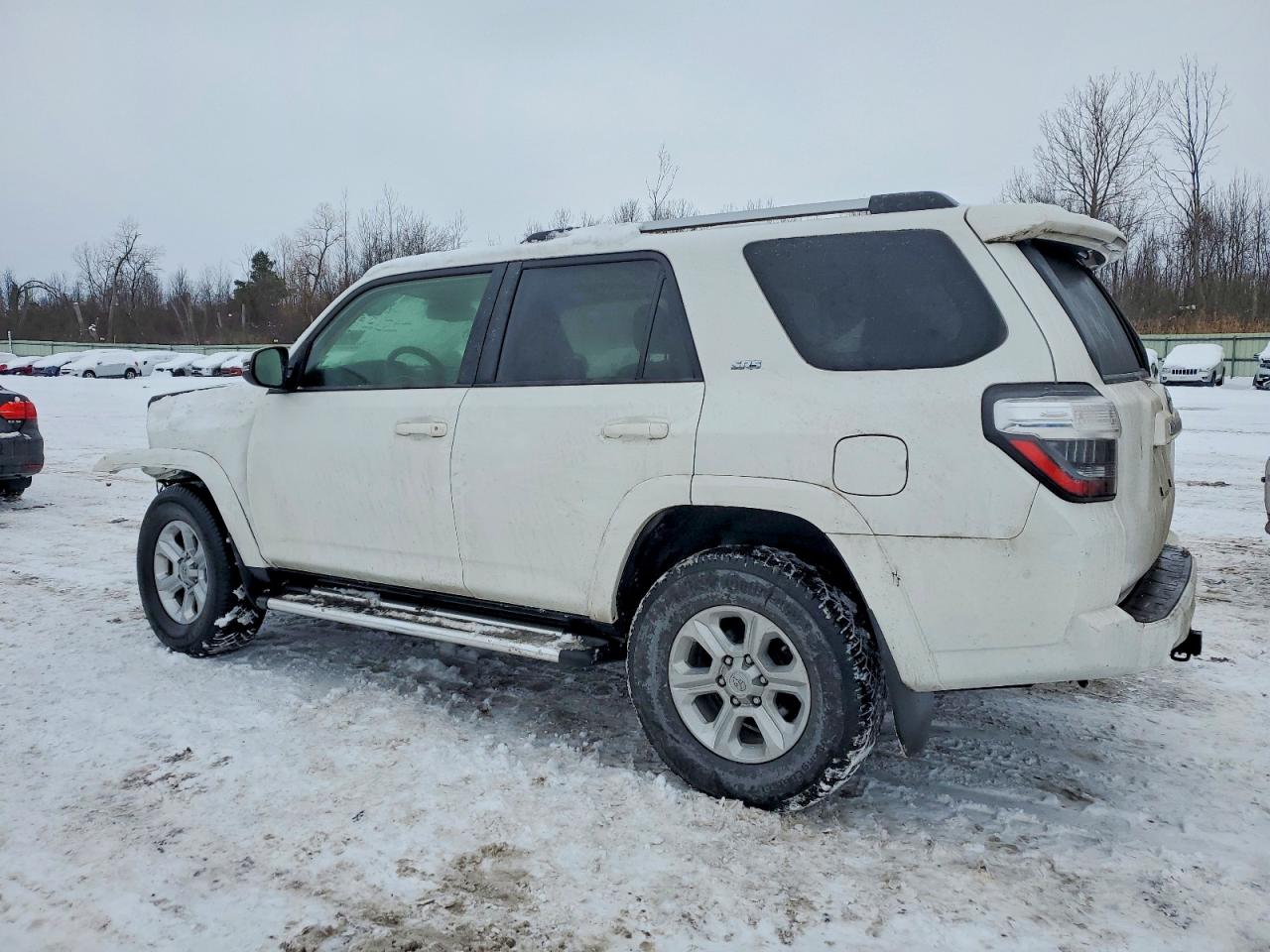2022 TOYOTA 4RUNNER SR5/SR5 PREMIUM photo 2