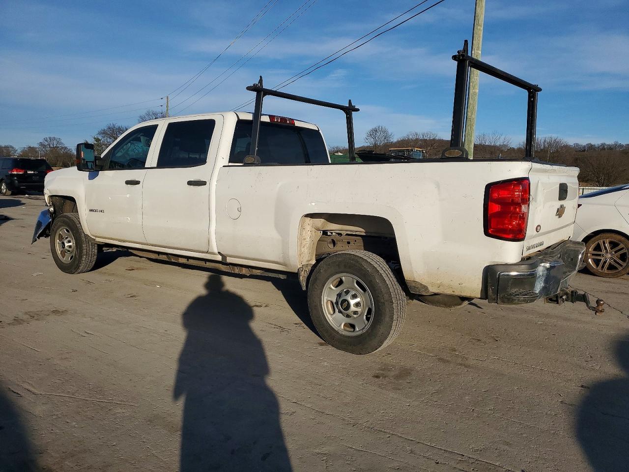 2018 CHEVROLET SILVERADO C2500 HEAVY DUTY photo 2
