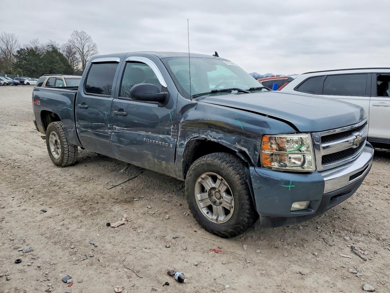 2009 CHEVROLET SILVERADO K1500 LT photo 4