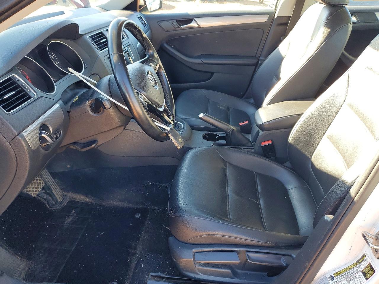 2017 VOLKSWAGEN JETTA SE photo 7