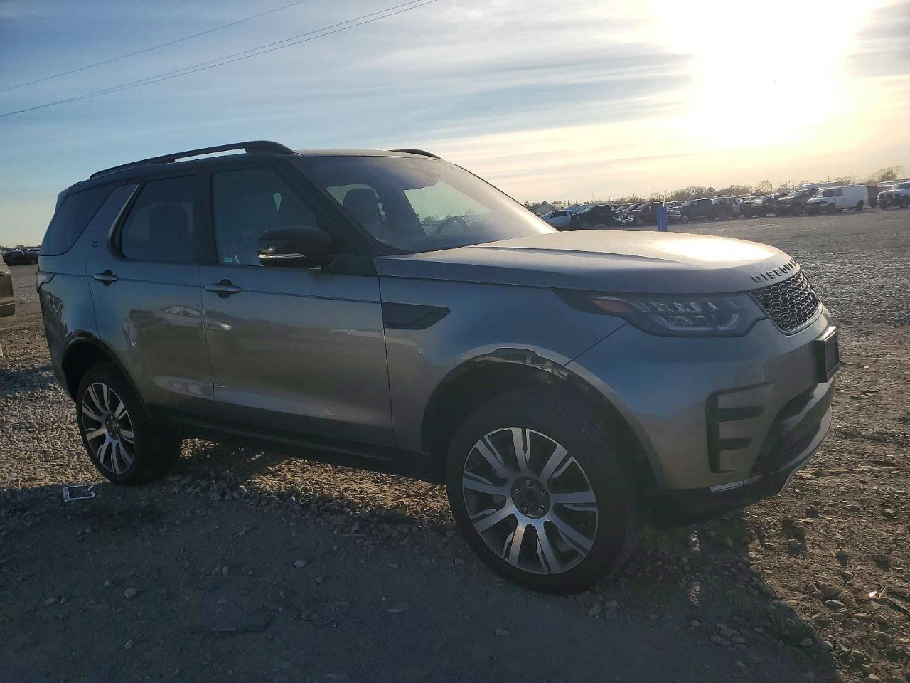 2019 LAND ROVER DISCOVERY HSE photo 4