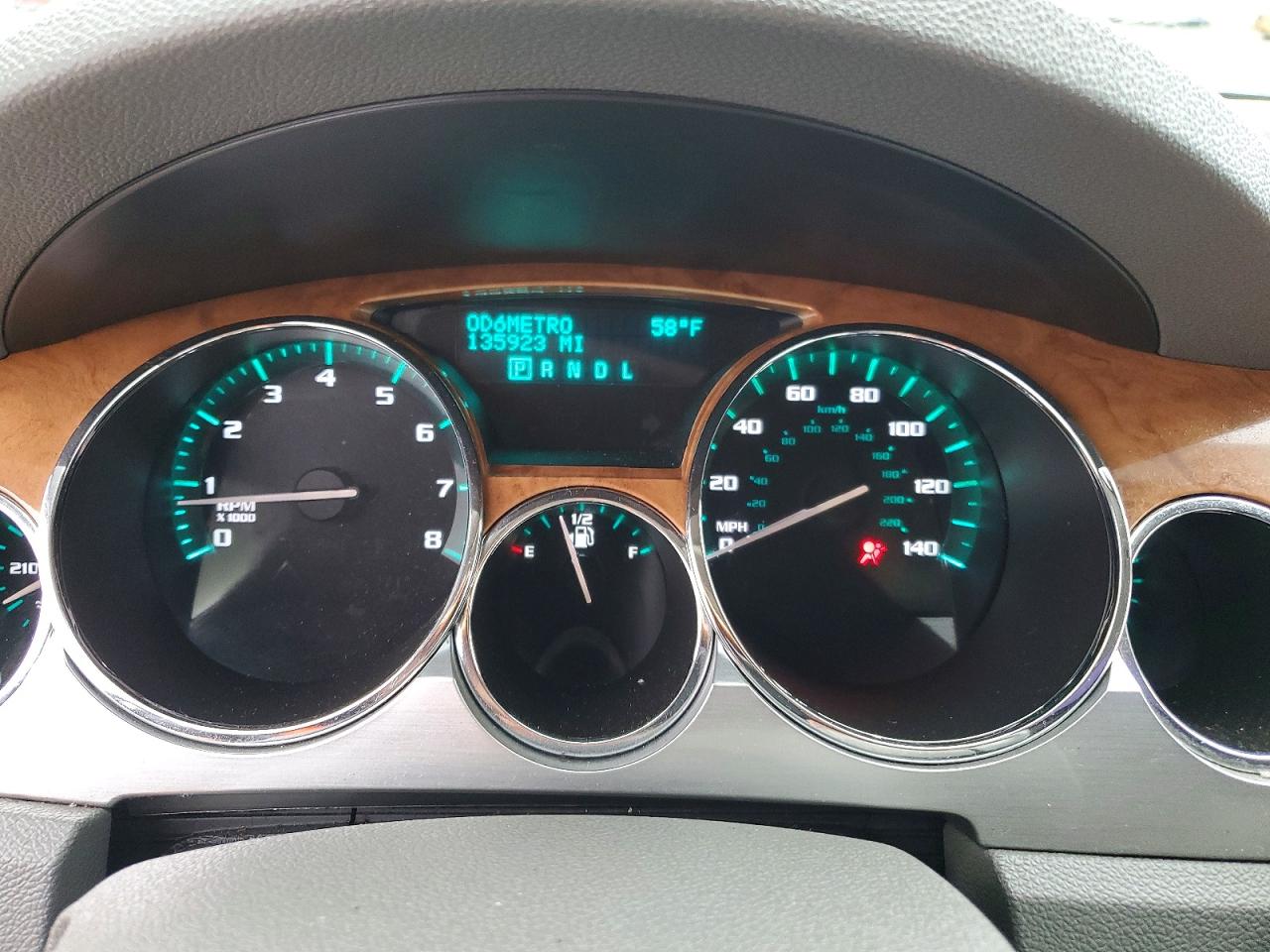 2008 BUICK ENCLAVE CXL photo 9