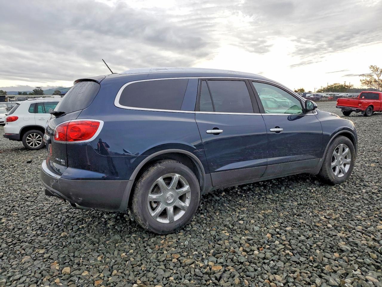 2008 BUICK ENCLAVE CXL photo 3