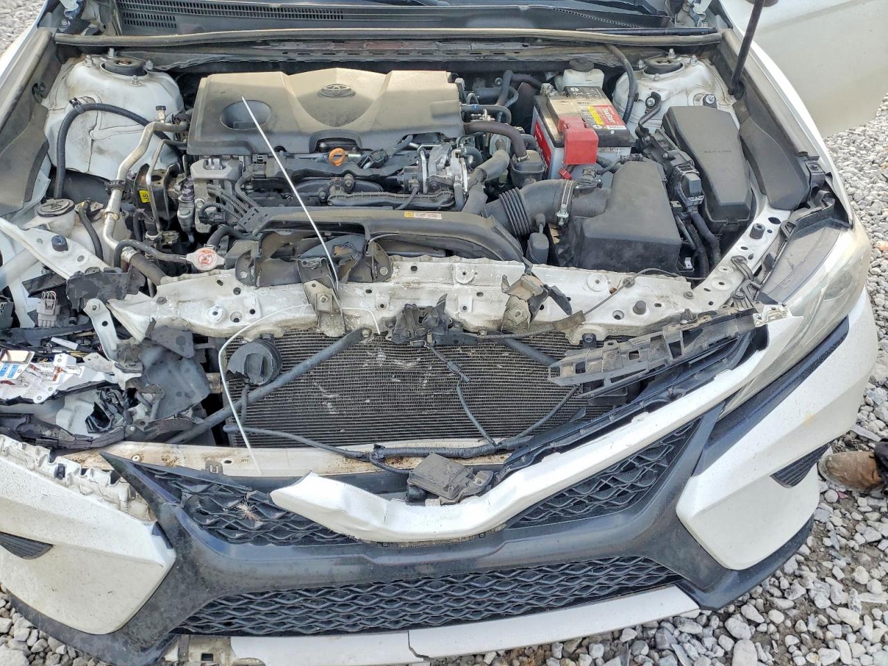 2019 TOYOTA CAMRY XSE photo 11