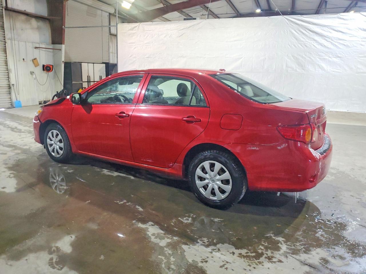 2009 TOYOTA COROLLA LE photo 2