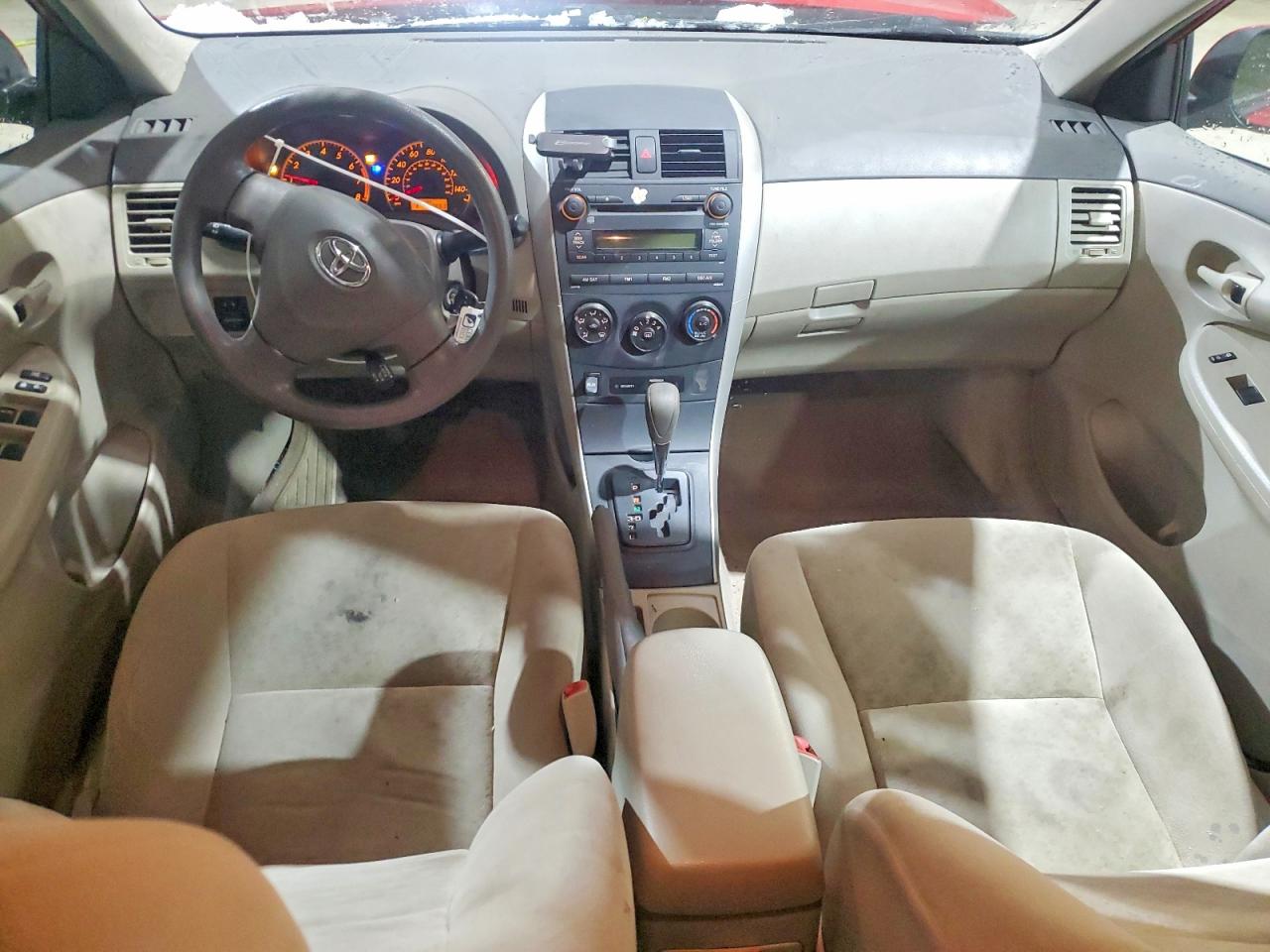 2009 TOYOTA COROLLA LE photo 8