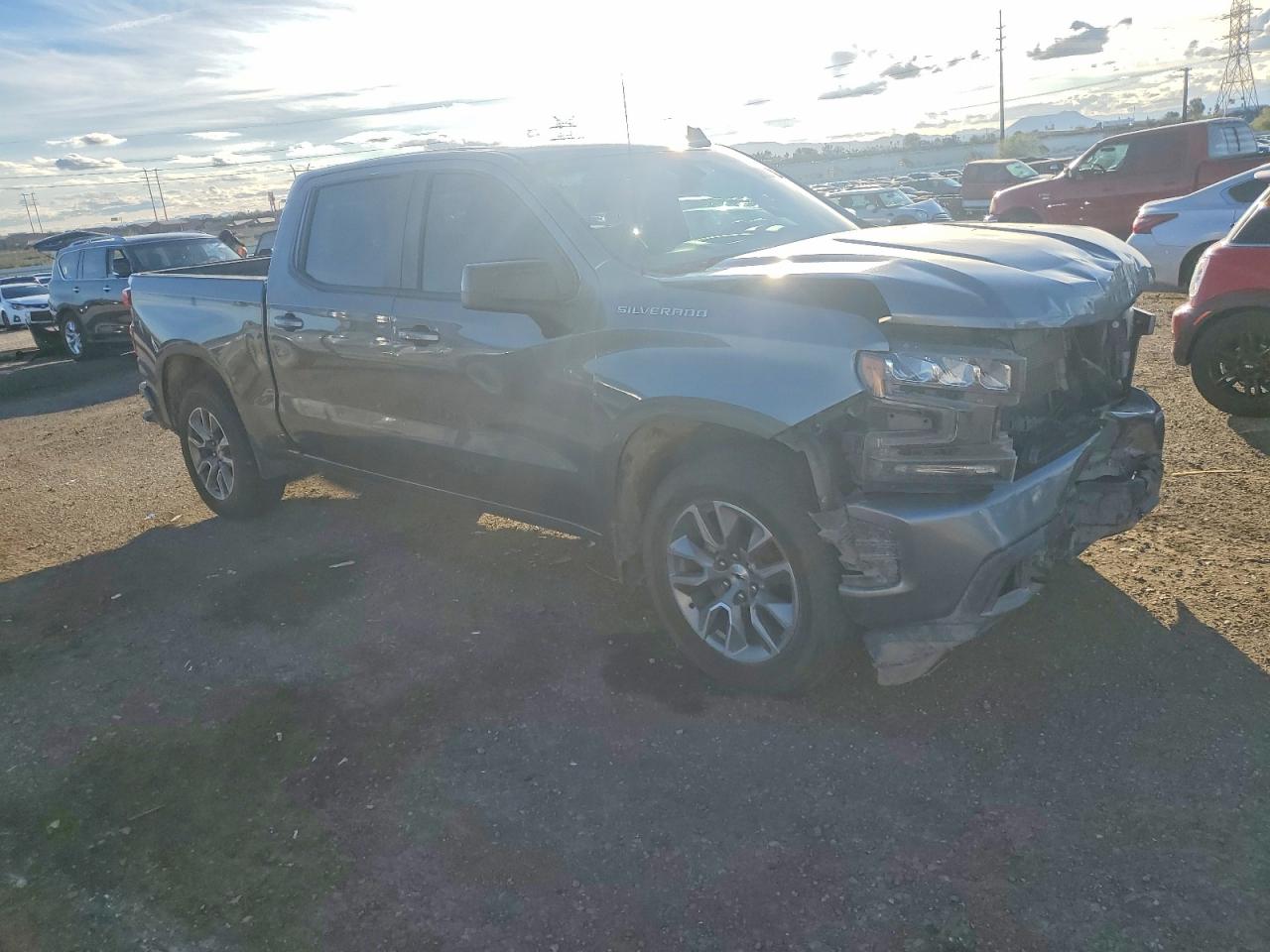 2020 CHEVROLET SILVERADO C1500 RST photo 4