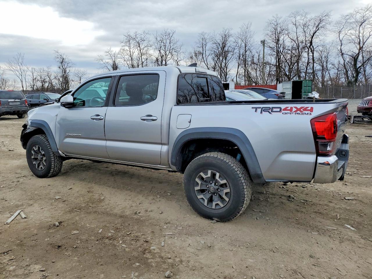 2019 TOYOTA TACOMA DOUBLE CAB photo 2