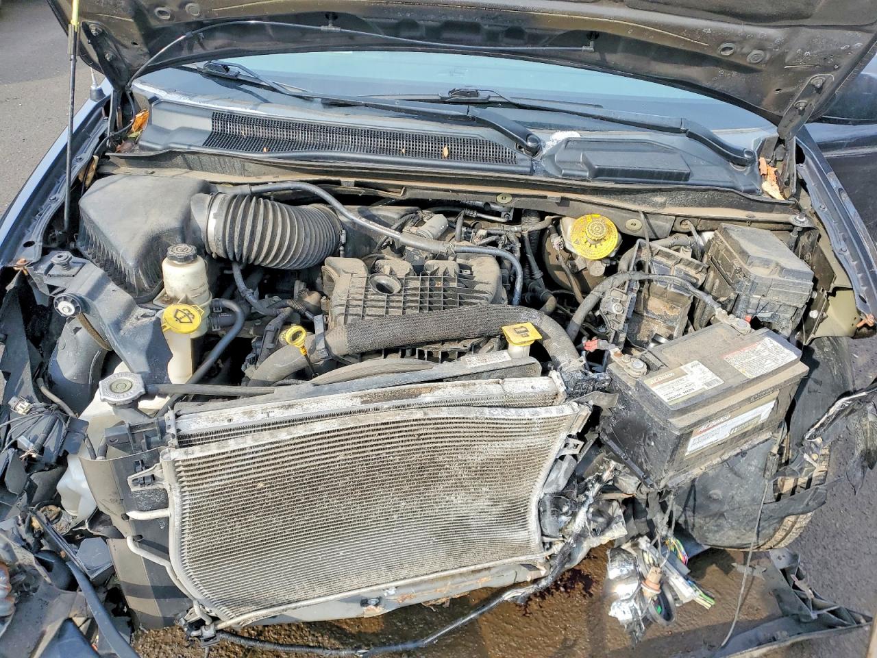 2015 CHRYSLER TOWN & COUNTRY TOURING photo 12