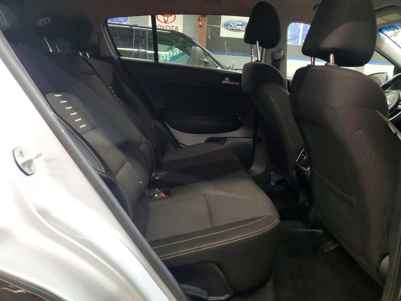 2018 KIA SPORTAGE LX photo 21
