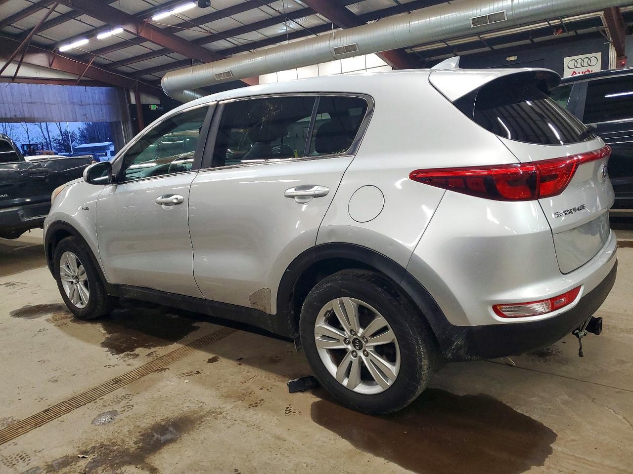 2018 KIA SPORTAGE LX photo 3