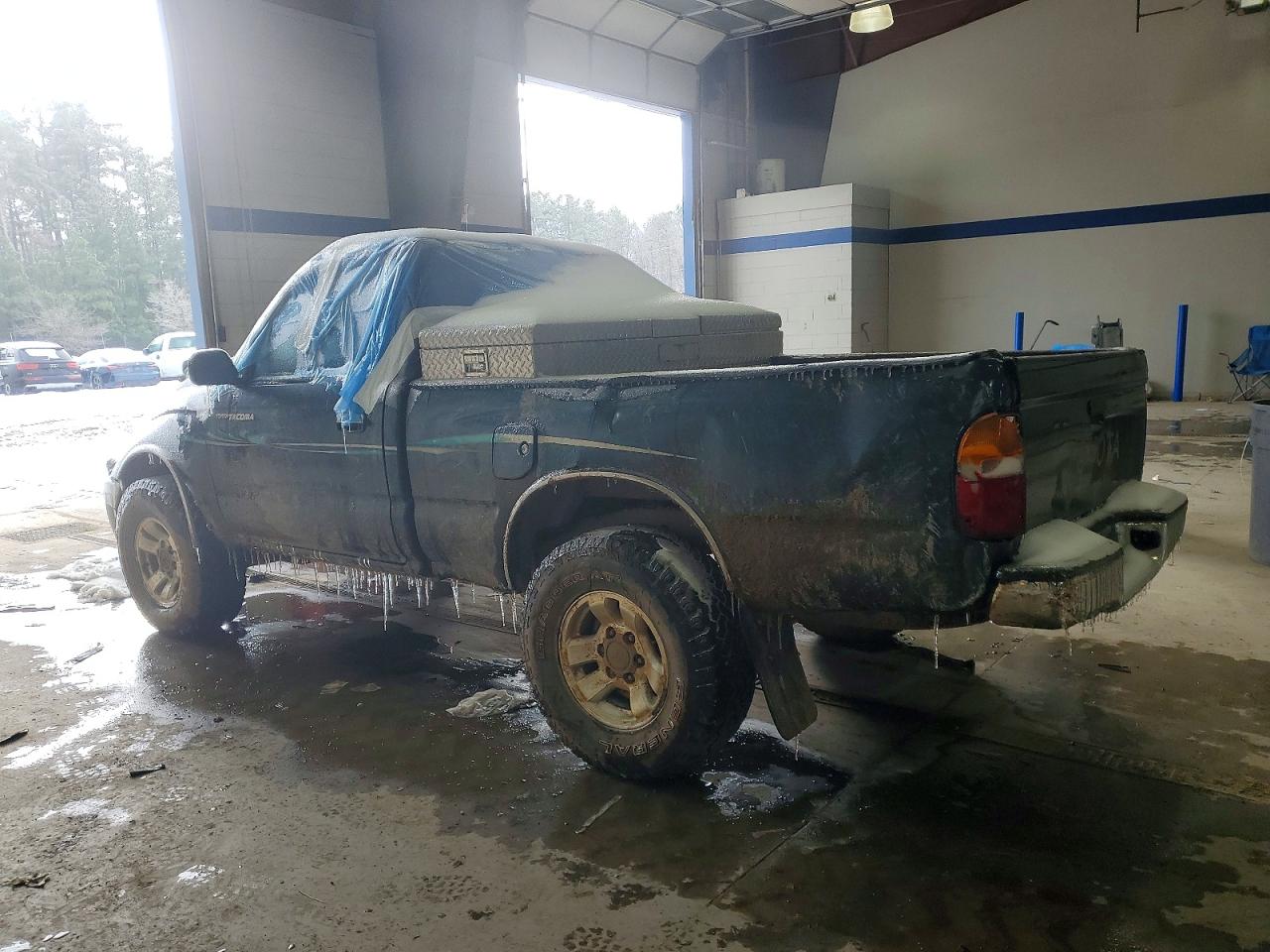 1997 TOYOTA TACOMA photo 2
