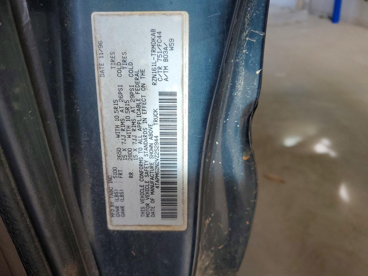 1997 TOYOTA TACOMA photo 12