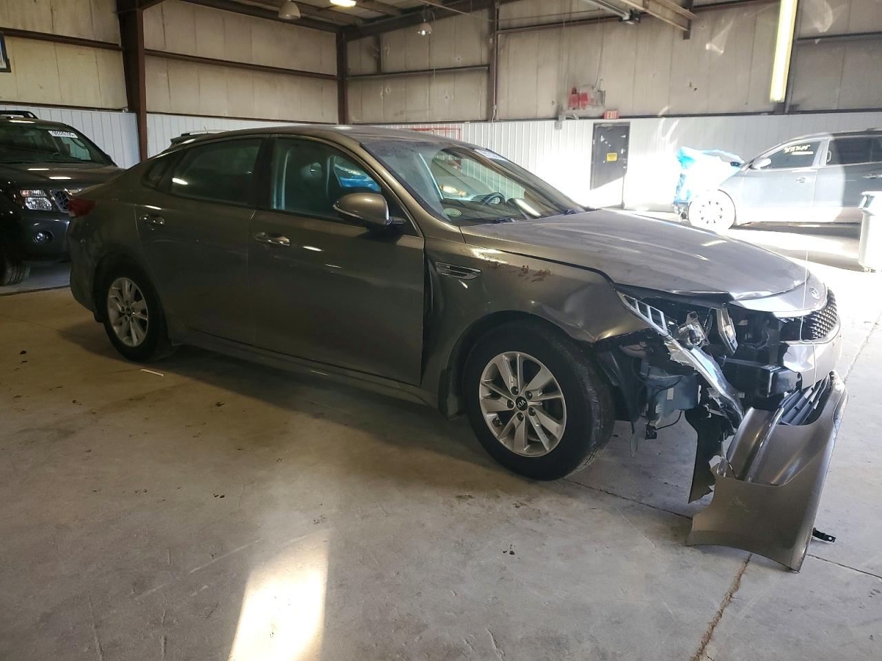 2016 KIA OPTIMA LX photo 4