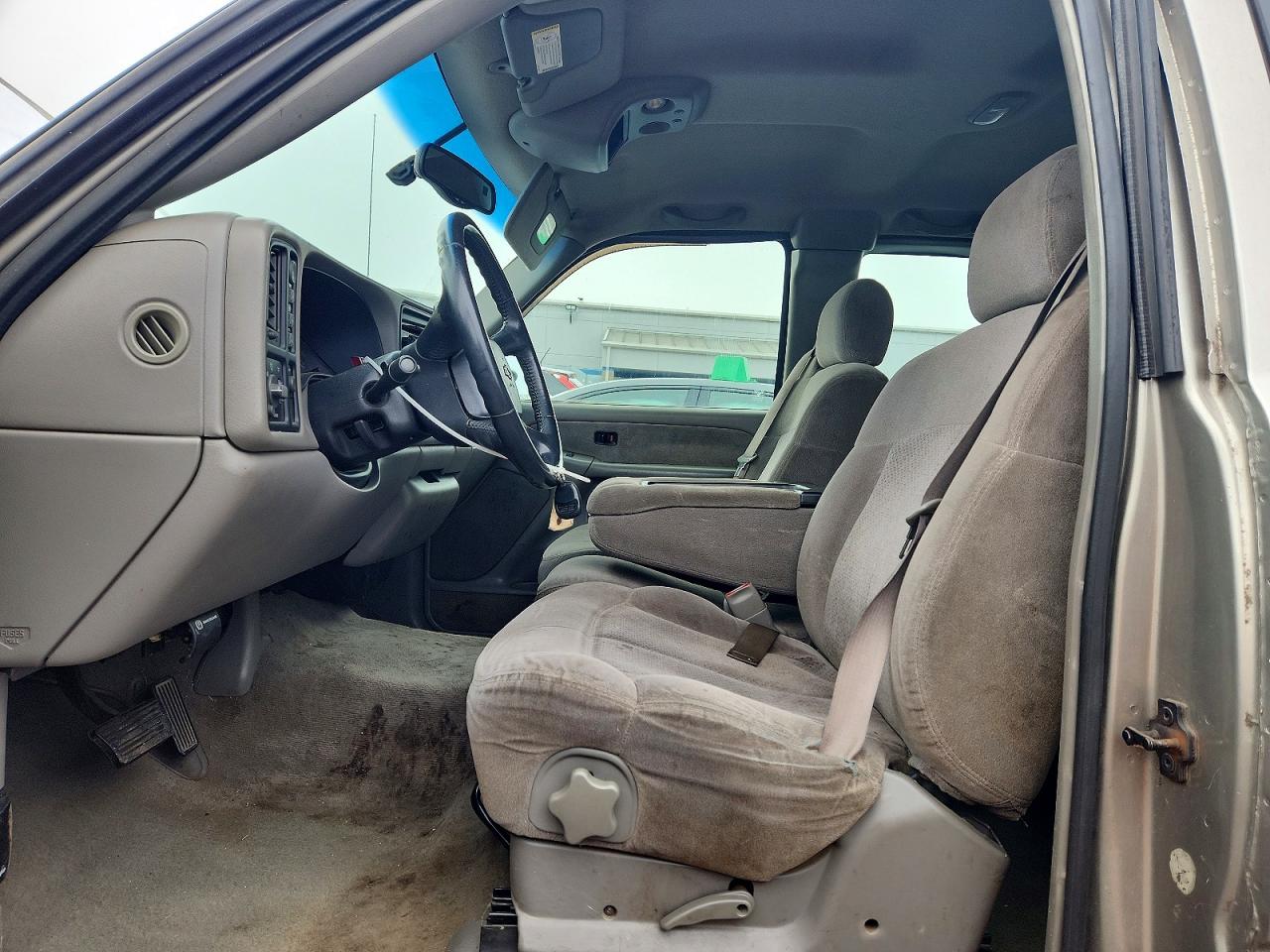 2000 CHEVROLET SILVERADO K1500 photo 7