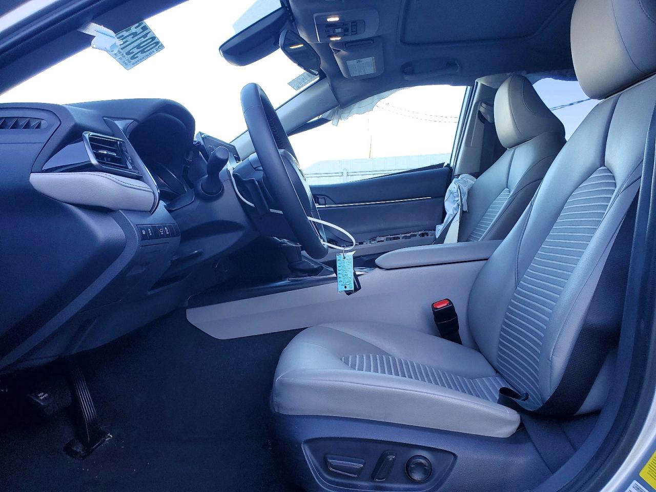 2024 TOYOTA CAMRY SE NIGHT SHADE photo 7