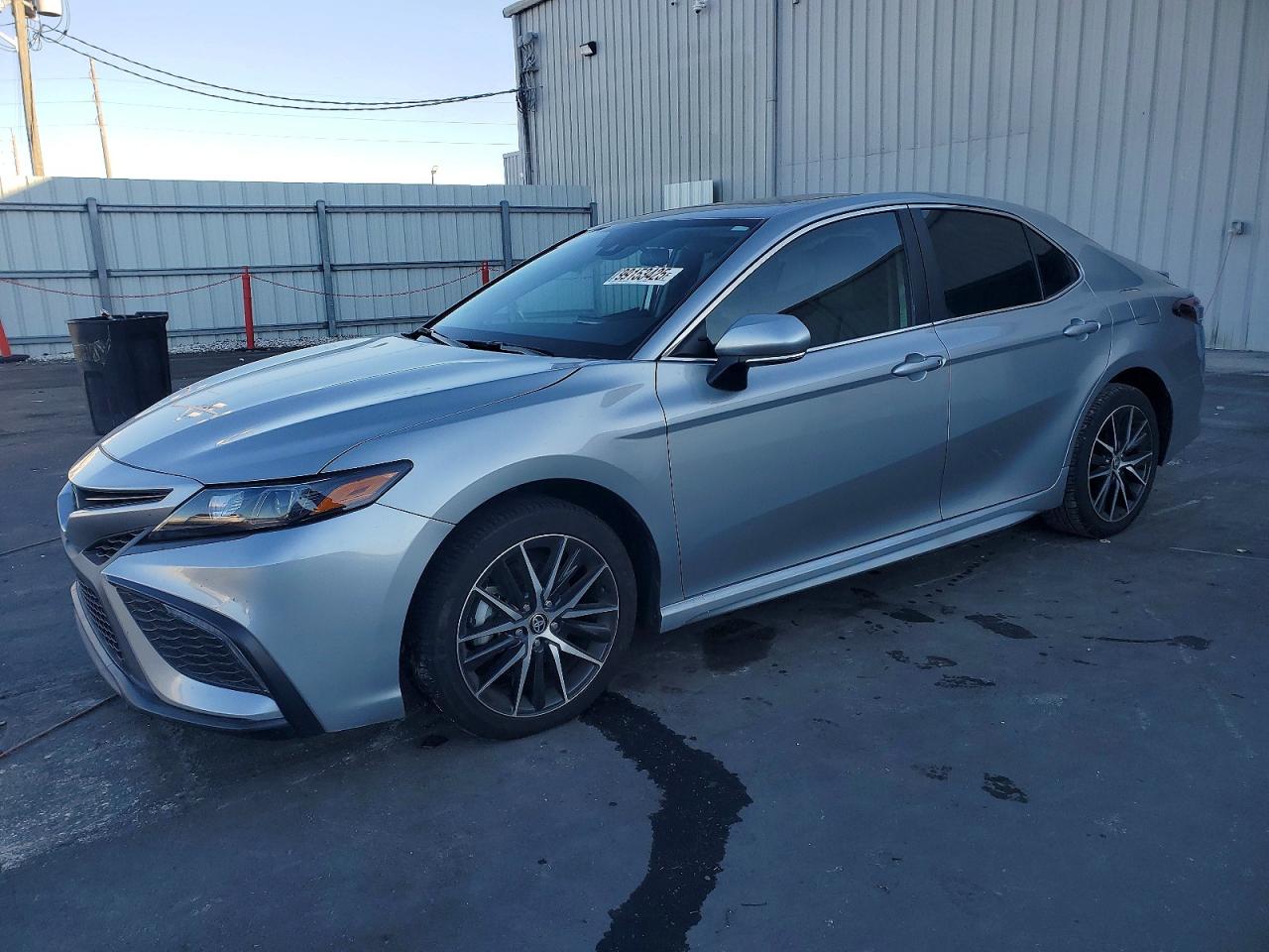 2024 TOYOTA CAMRY