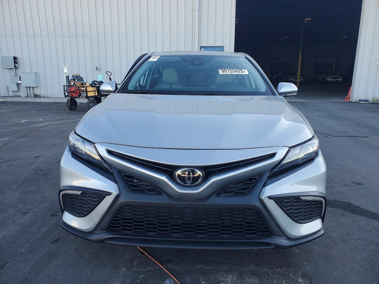 2024 TOYOTA CAMRY SE NIGHT SHADE photo 5