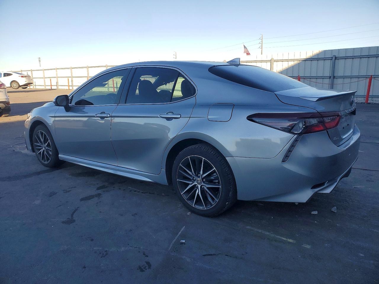 2024 TOYOTA CAMRY SE NIGHT SHADE photo 2
