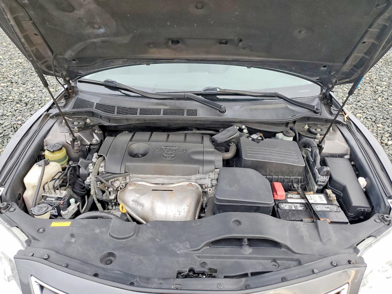 2011 TOYOTA CAMRY BASE photo 11