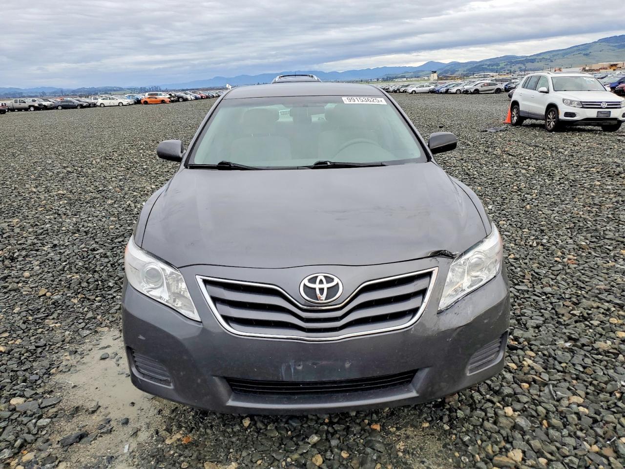2011 TOYOTA CAMRY BASE photo 5
