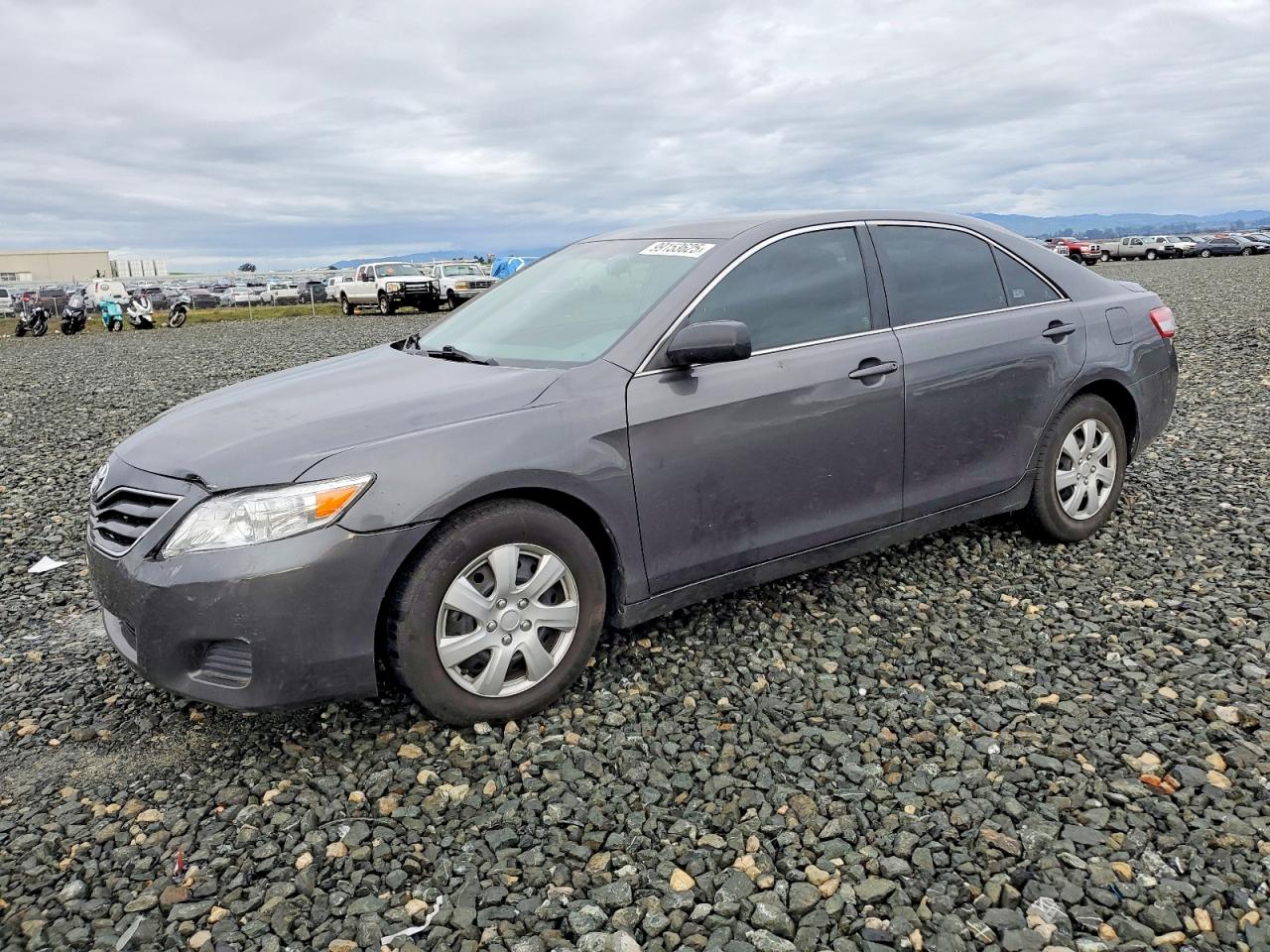 2011 TOYOTA CAMRY