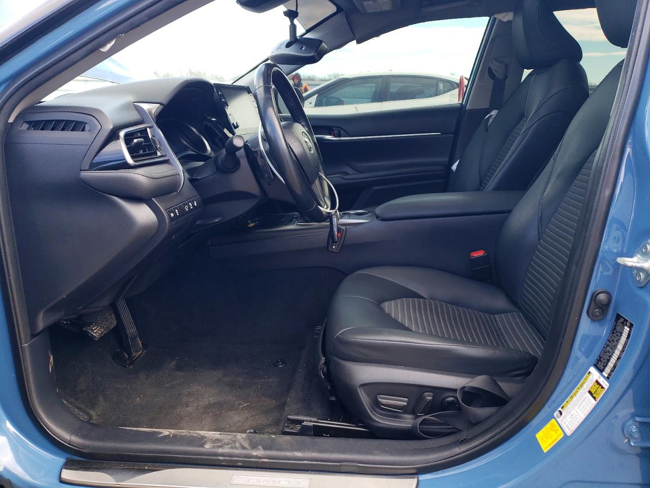 2023 TOYOTA CAMRY SE NIGHT SHADE photo 7