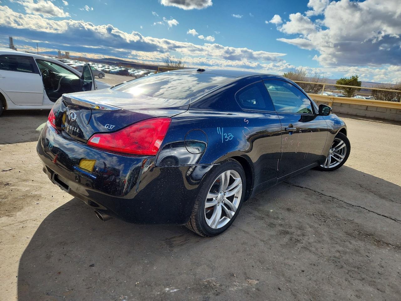 2008 INFINITI G37 BASE photo 3