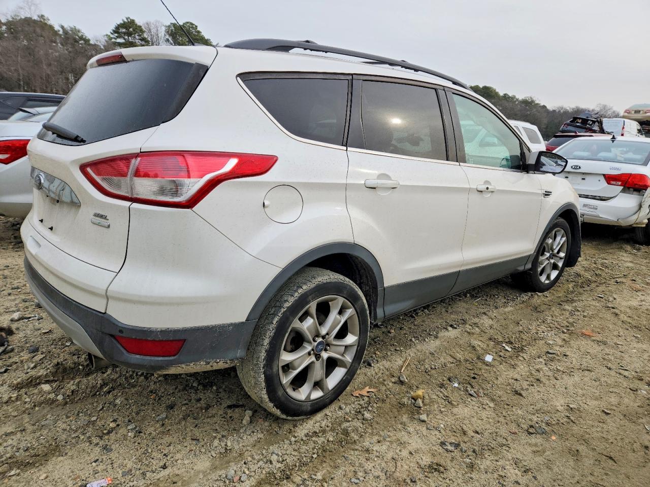 2013 FORD ESCAPE SEL photo 5