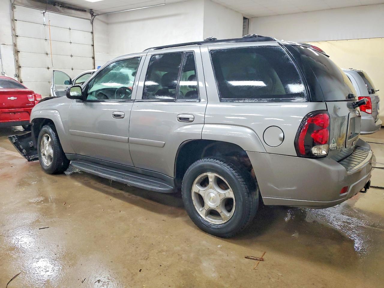 2008 CHEVROLET TRAILBLAZER LS photo 2