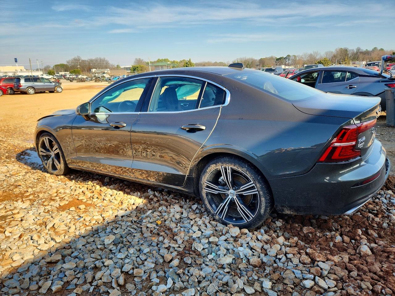 2021 VOLVO S60 T5 INSCRIPTION photo 2