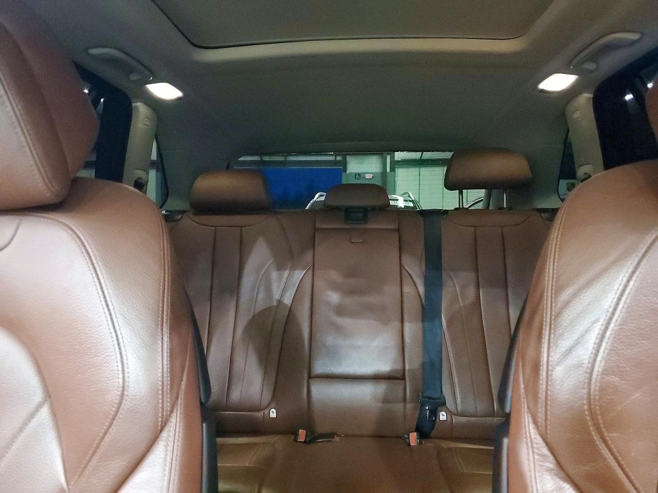 2015 BMW X5 XDRIVE35D photo 10
