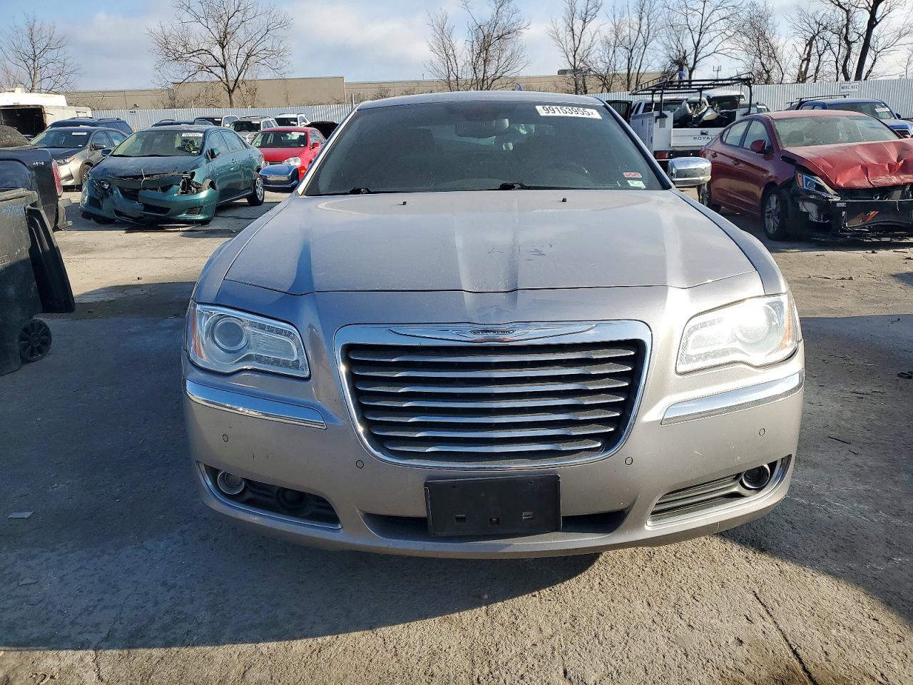 2011 CHRYSLER 300C photo 5