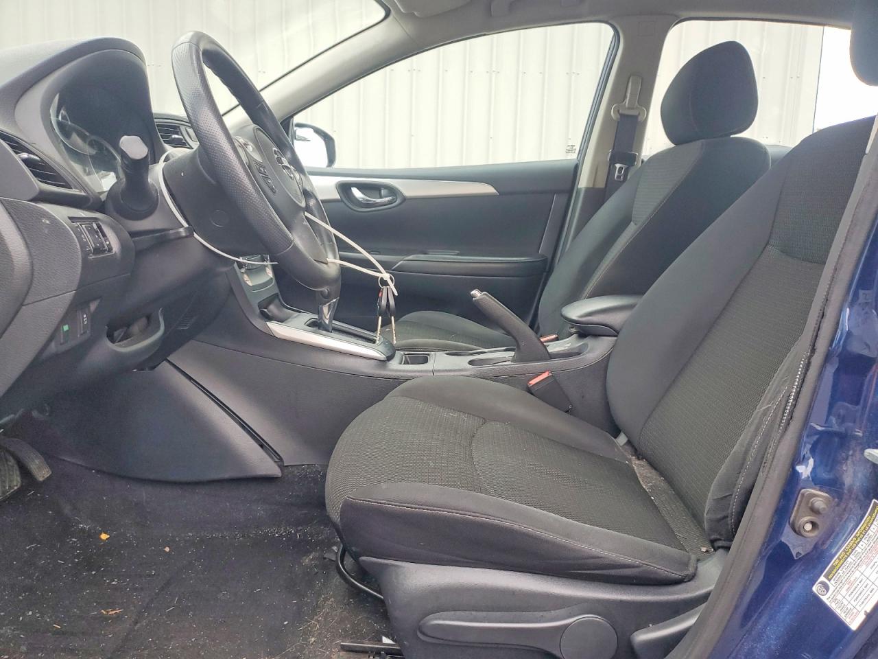 2019 NISSAN SENTRA S photo 7