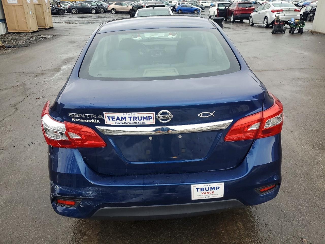 2019 NISSAN SENTRA S photo 6