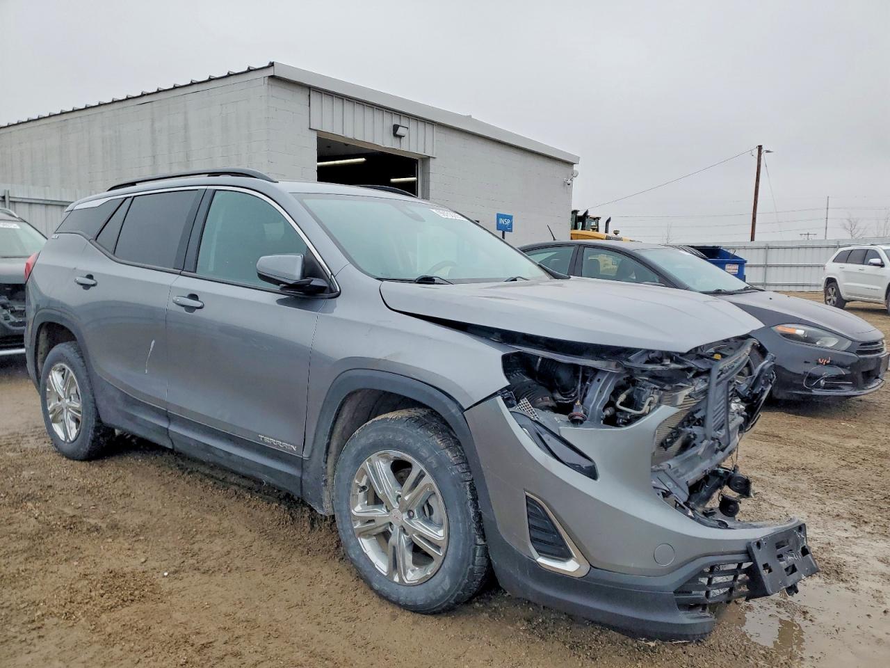 2020 GMC TERRAIN SLE photo 4