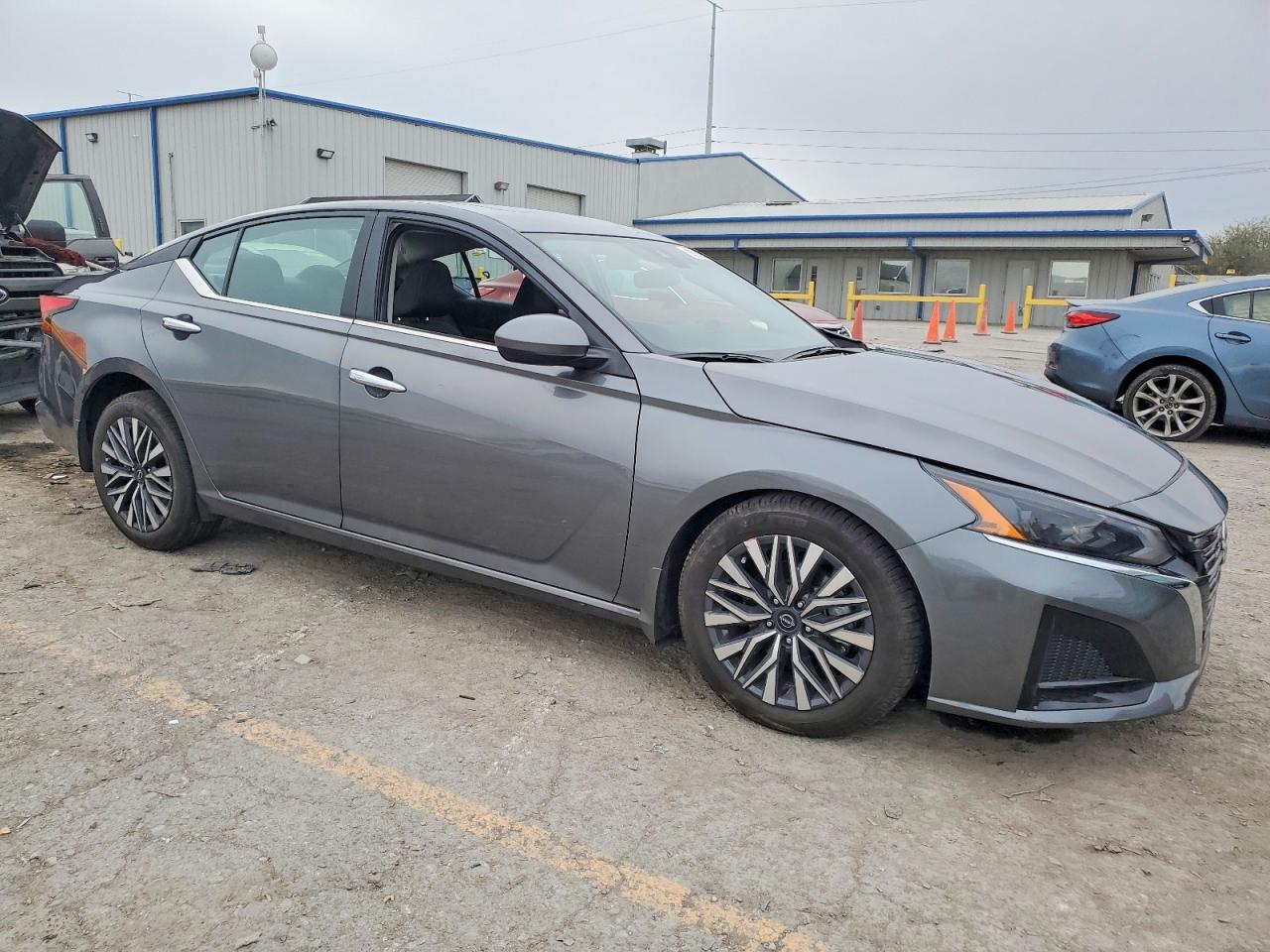 2024 NISSAN ALTIMA SV photo 7