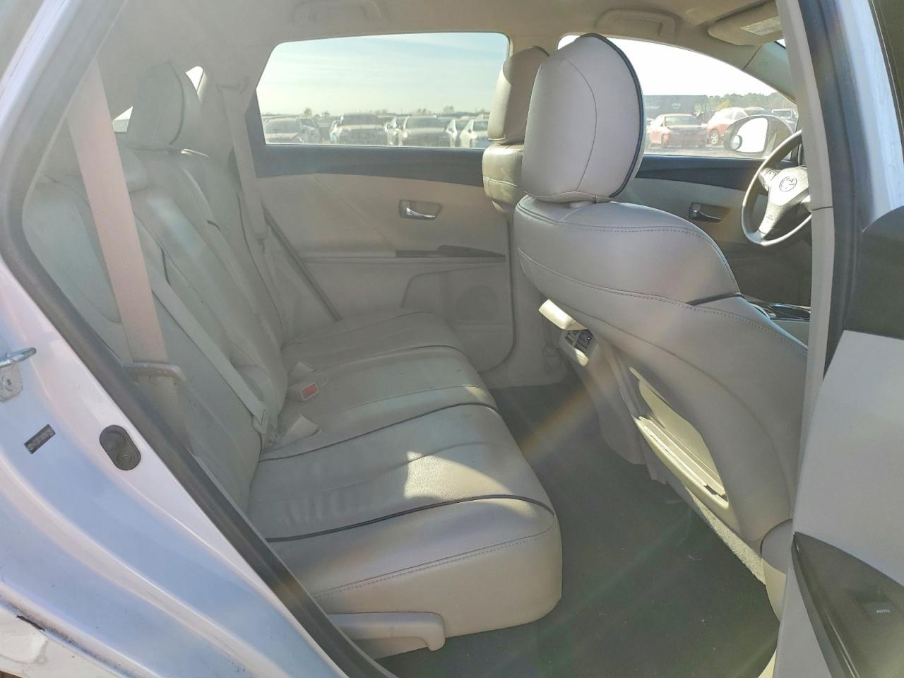 2009 TOYOTA VENZA photo 19