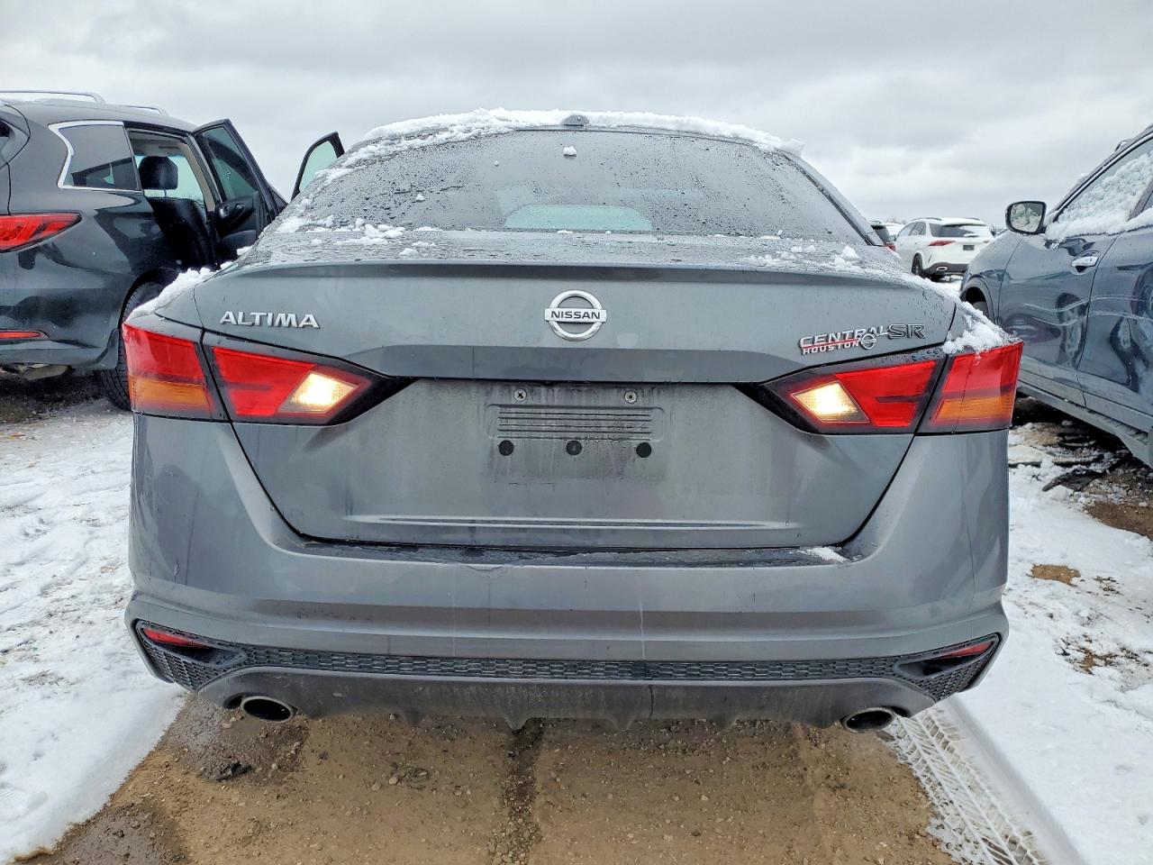 2019 NISSAN ALTIMA SR photo 6