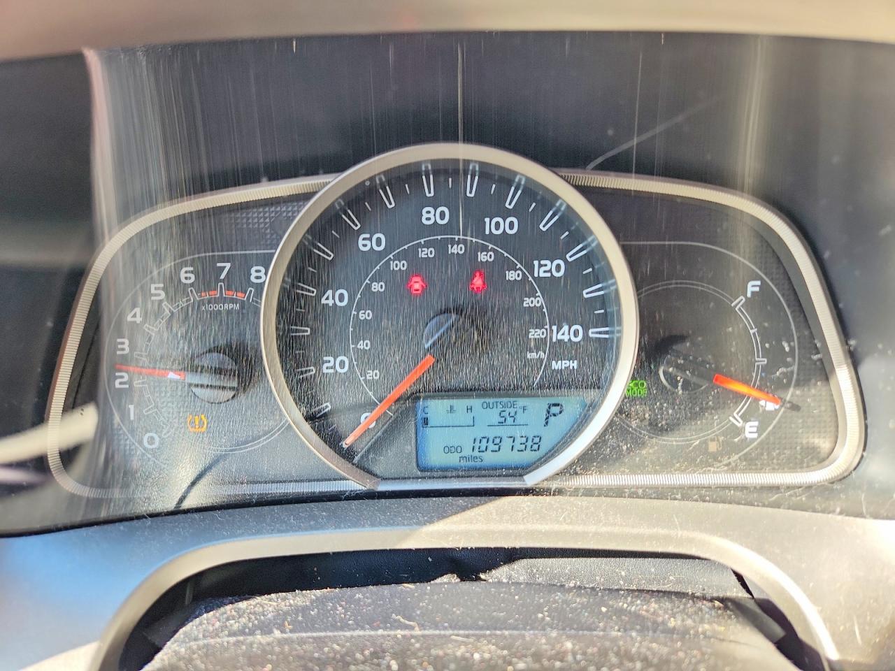 2015 TOYOTA RAV4 LE photo 9