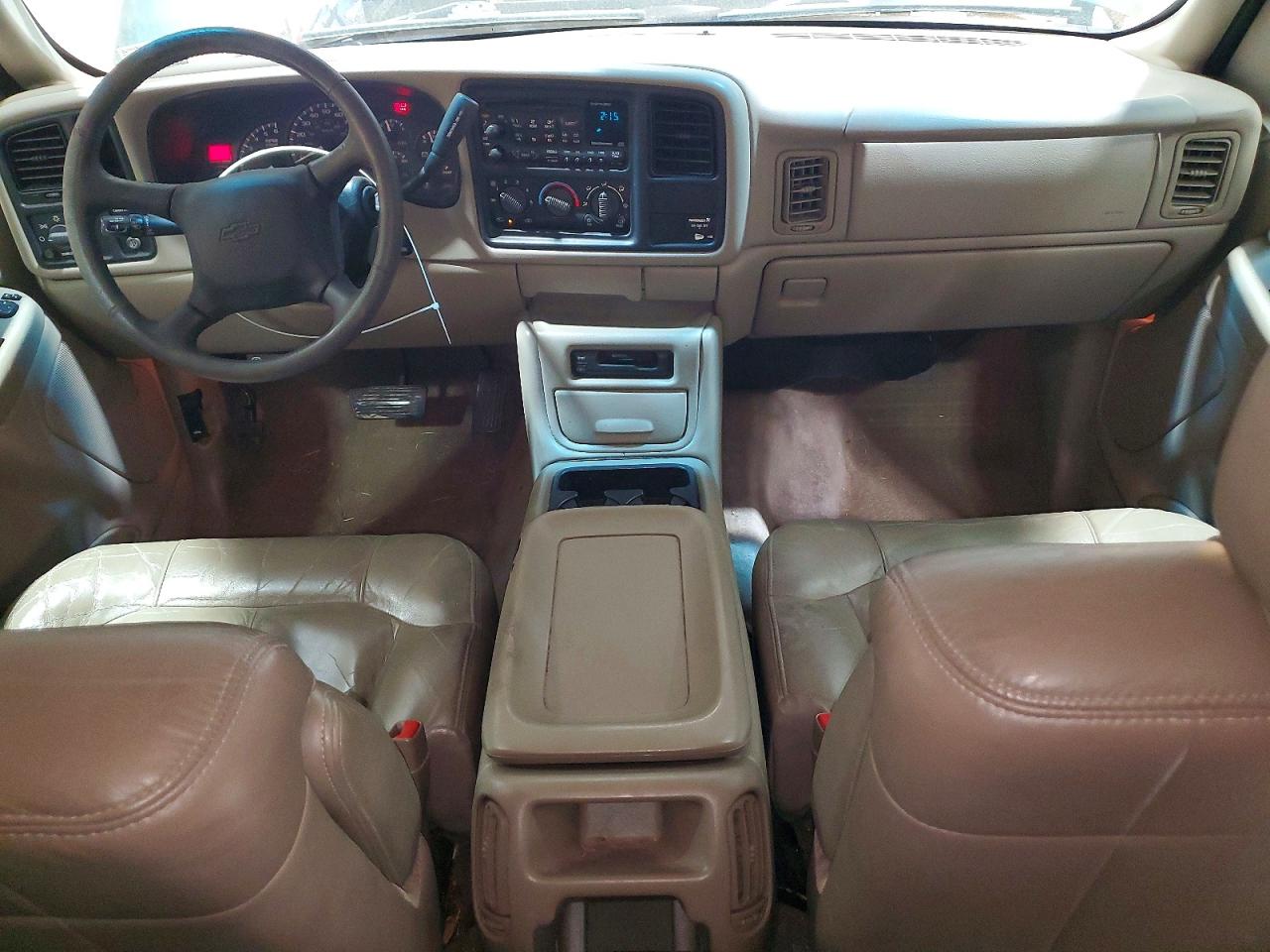 2002 CHEVROLET SILVERADO C1500 photo 8