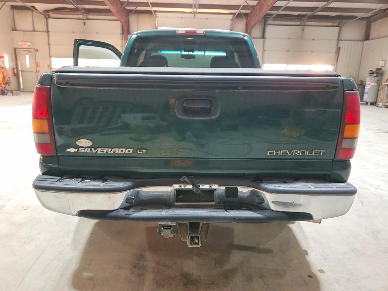 2002 CHEVROLET SILVERADO C1500 photo 6