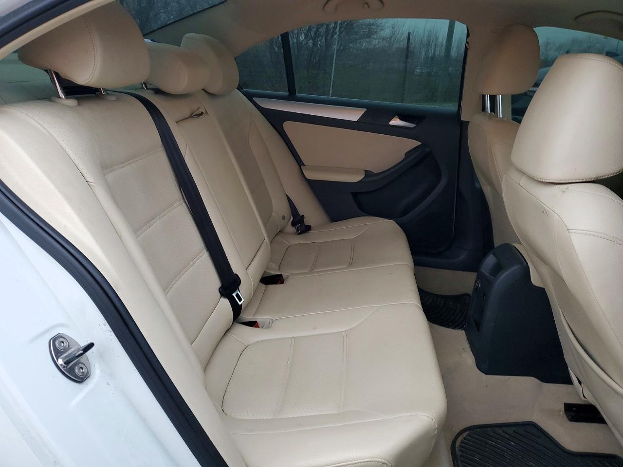 2014 VOLKSWAGEN JETTA SE photo 10